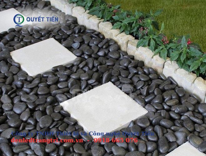 Sỏi đen trang trí sân vườn