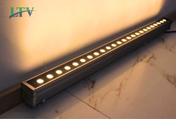 Đèn LED thanh hắt tường LTV